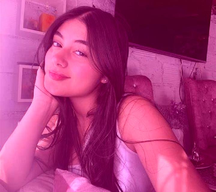 Andrea Pozo Almonte escort