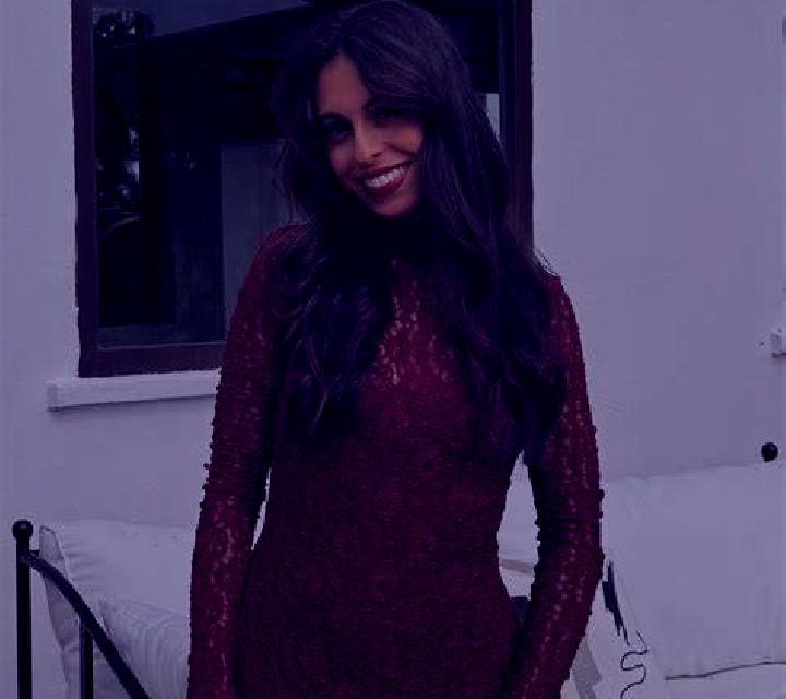 Antonia Camina escort
