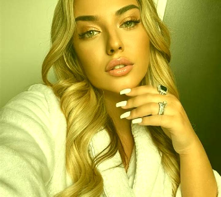 Bianca Carahue escort