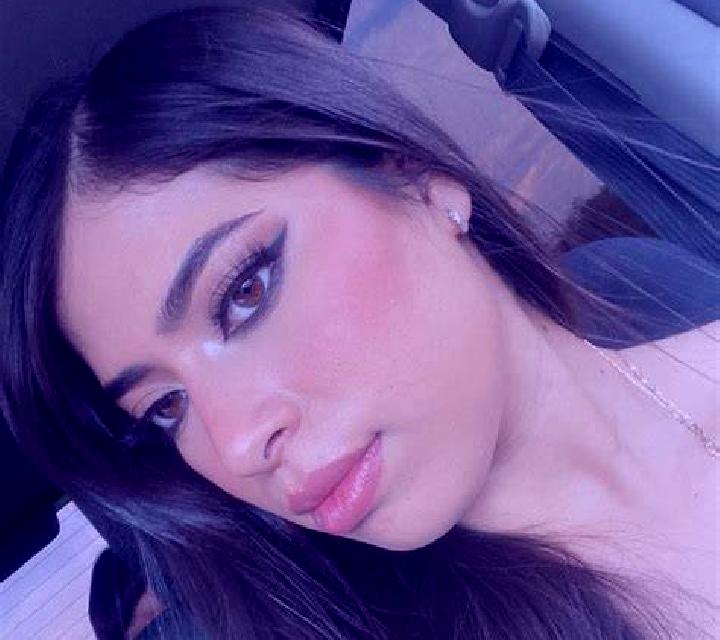 Camila La Cruz escort