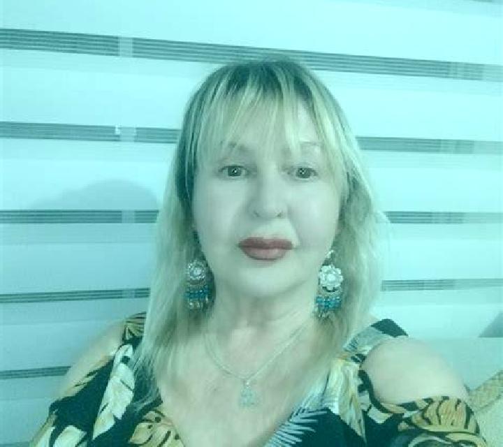 Carmen 2 Baquedano escort