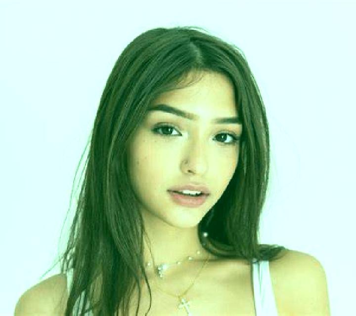 Fernanda Calbuco escort