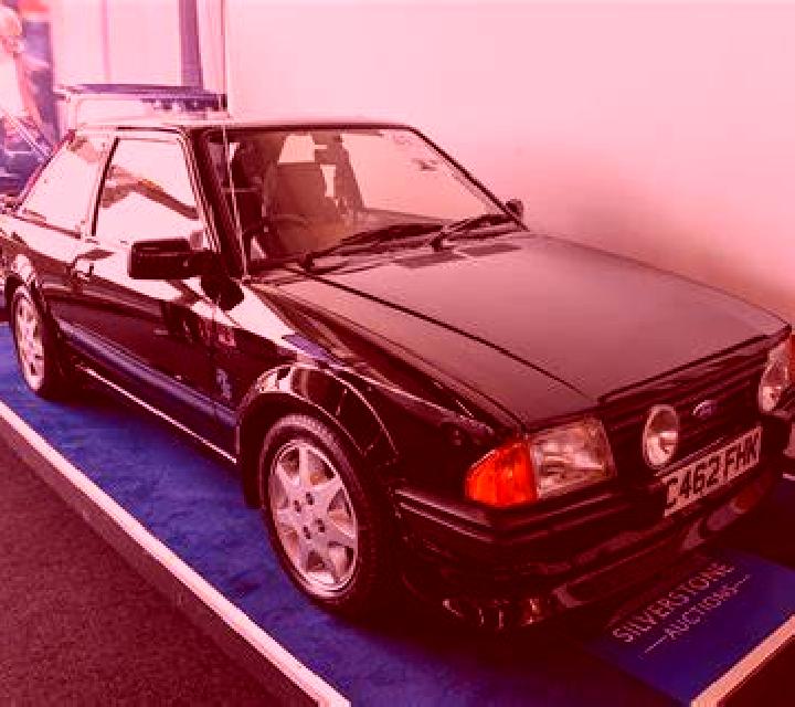Isidora 3 Lampa escort