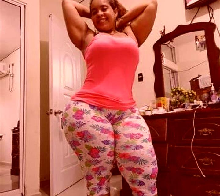 Ximena Yerbas Buenas escort